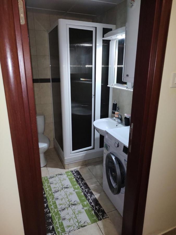 Apartman Mali Raj Vrnjacka Banja Exterior photo